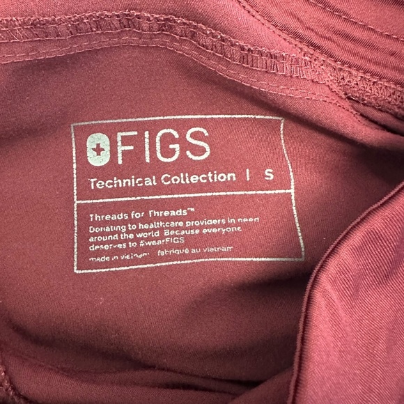 Figs Burgundy Technical Collection Scrub Pant size Small - Picture 7 of 7